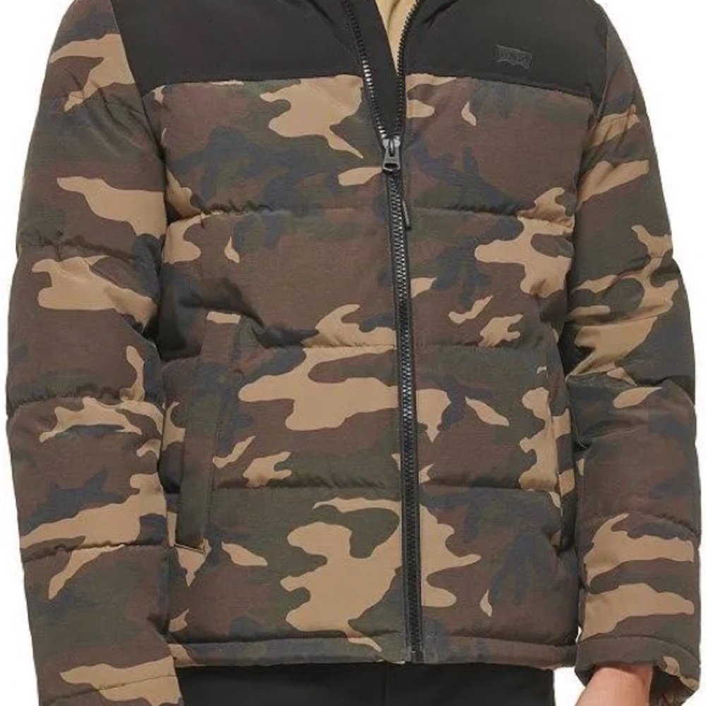 NEW men’s Levi camouflage green/brown quilted puffer jacket (WARM)